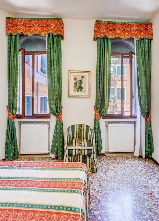 Ca' Derai Veneza Quarto foto
